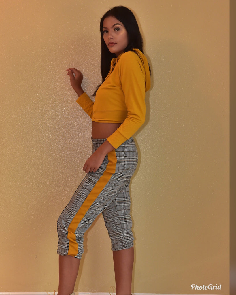 Mid Rise Plaid Yellow Stripe Skinny Pant